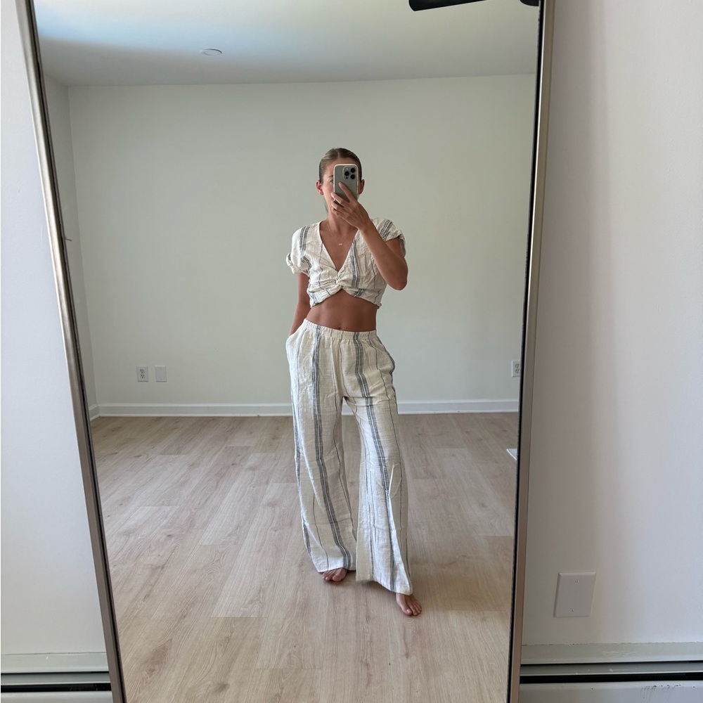 Abercrombie & Fitch Linen Wide-Leg Pants & Crop Top
